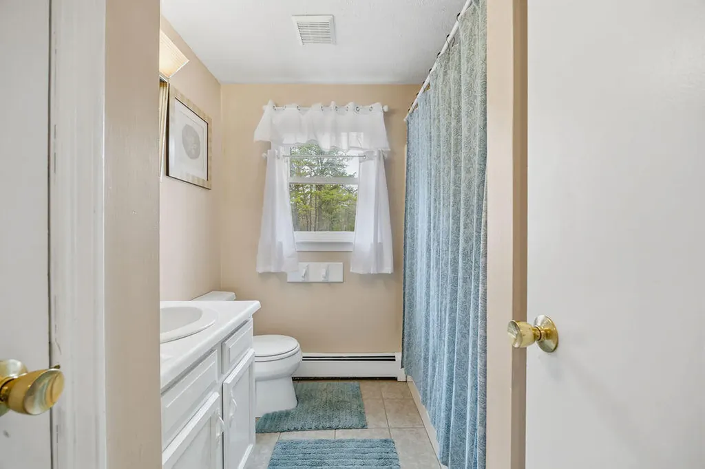 43 Sedgewood Drive Kennebunk ME 04043
