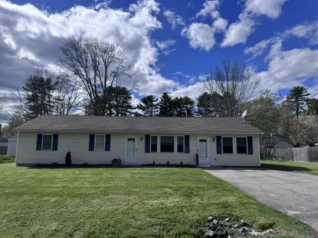 27 Coolidge Avenue Saco ME 04072