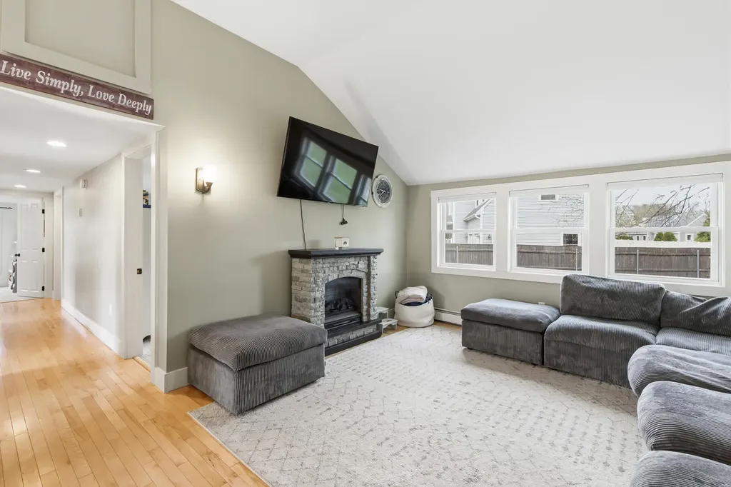 43 Calais Street South Portland ME 04106