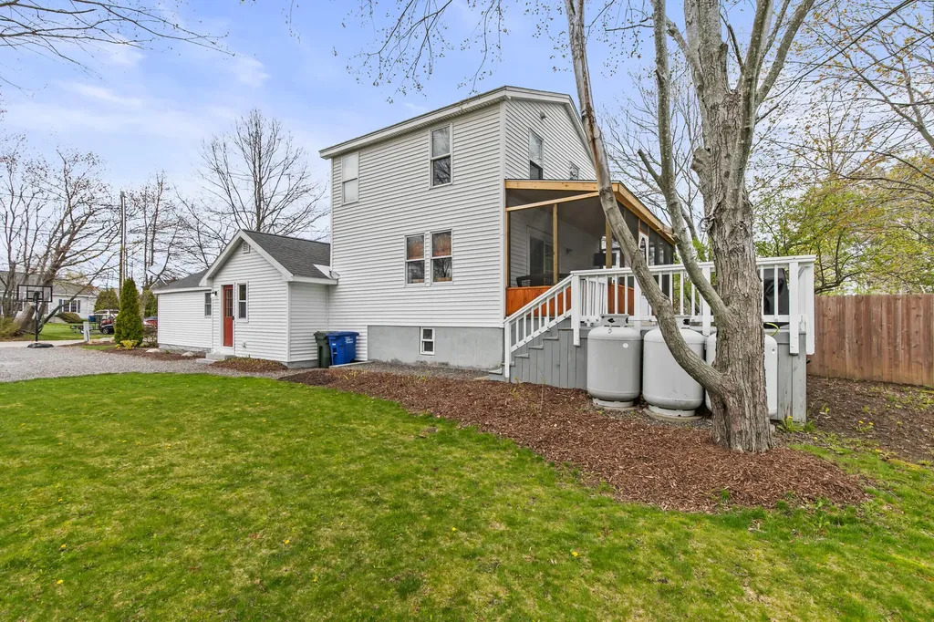43 Calais Street South Portland ME 04106