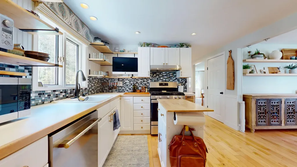 11 Macarthur Avenue Old Orchard Beach ME 04064