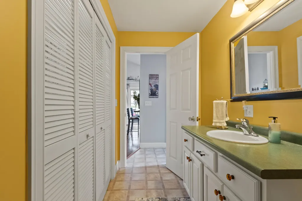 68 Provost Drive Windham ME 04062