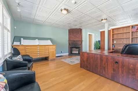 439 York Street York ME 03911