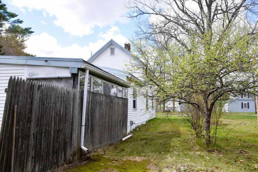 8 Fern Street Madison ME 04950