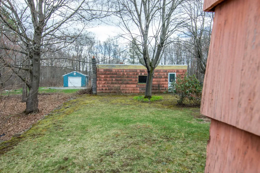 27 Reservoir Avenue Lewiston ME 04240