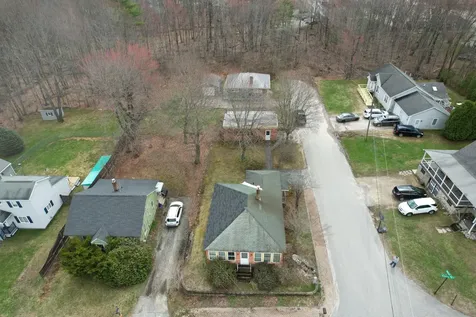 27 Reservoir Avenue Lewiston ME 04240