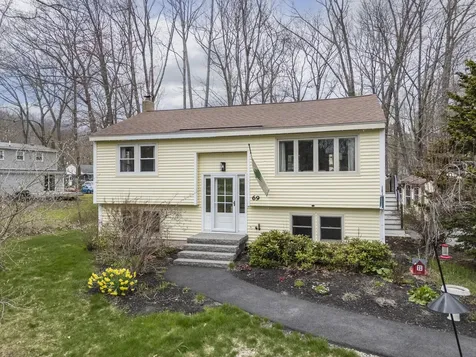 69 Summer Street Yarmouth ME 04096