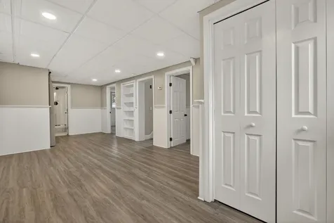 69 Summer Street Yarmouth ME 04096