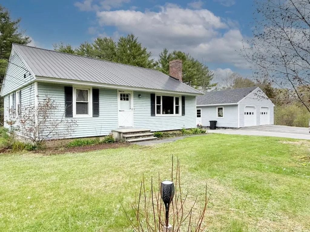 48 S Lisbon Road Lewiston ME 04240