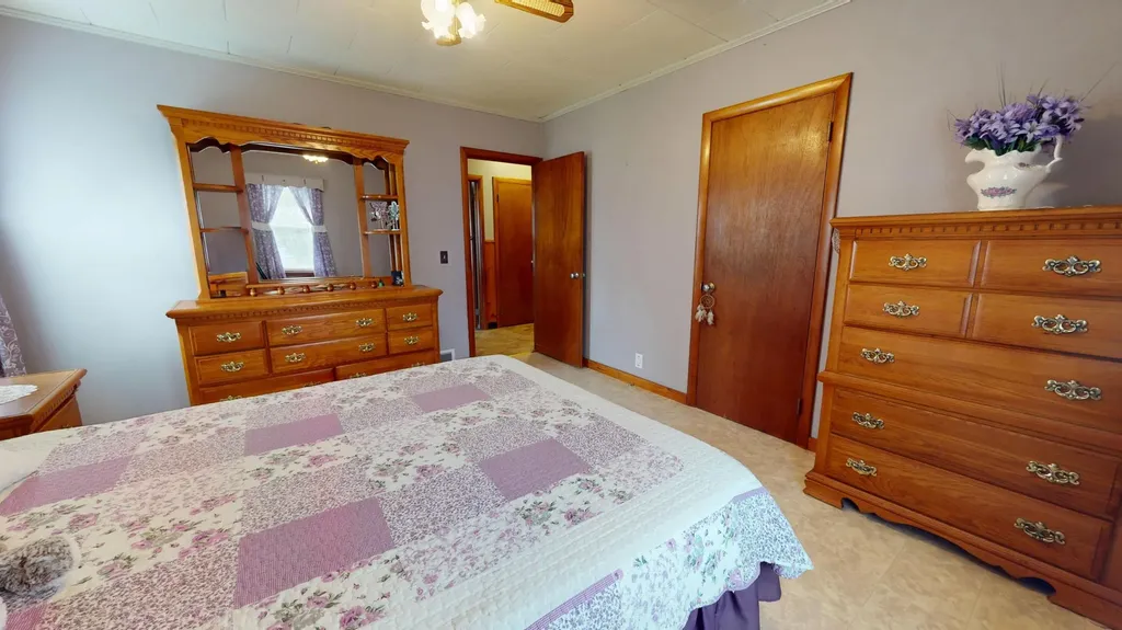 48 S Lisbon Road Lewiston ME 04240