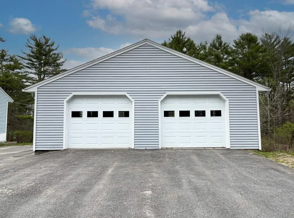 48 S Lisbon Road Lewiston ME 04240