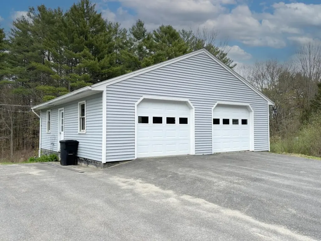 48 S Lisbon Road Lewiston ME 04240