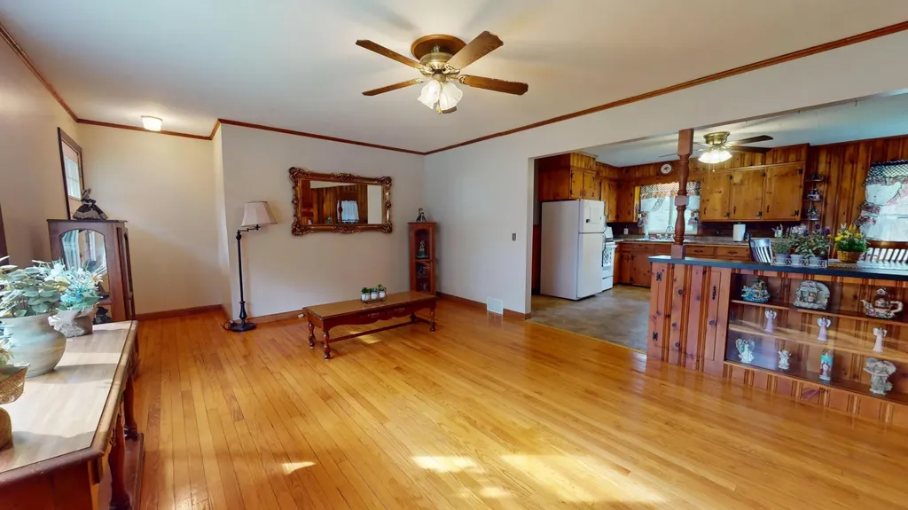 48 S Lisbon Road Lewiston ME 04240