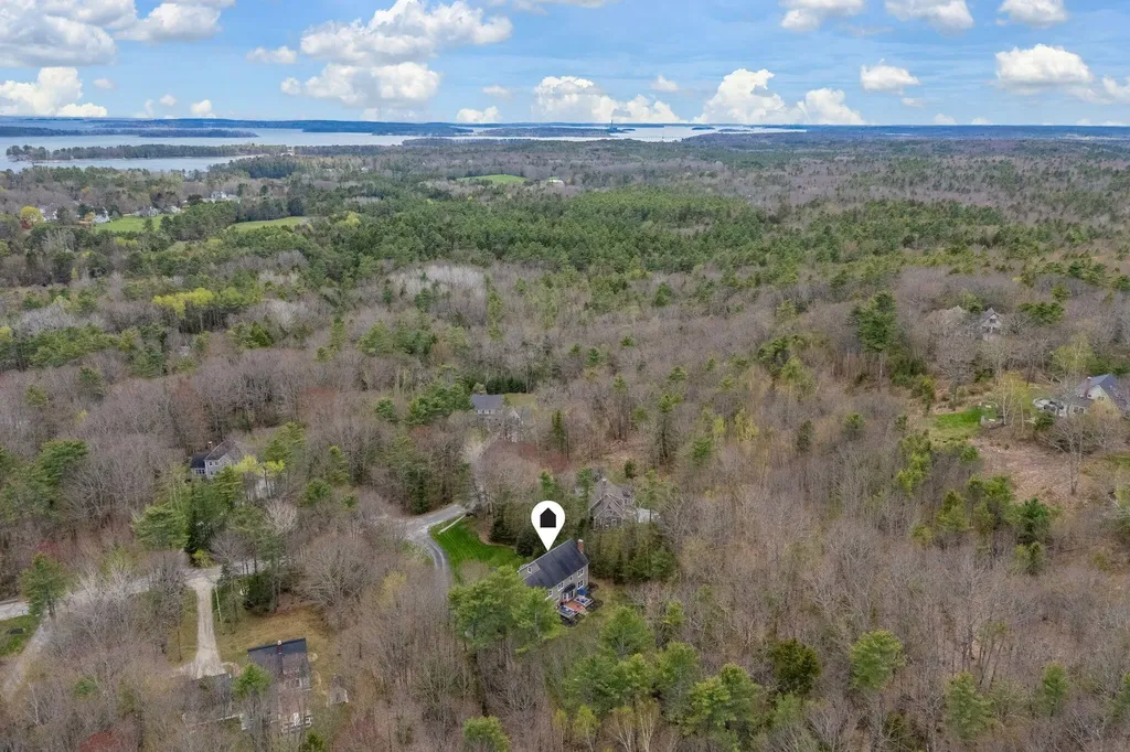 40 Primrose Lane Freeport ME 04032