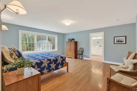40 Primrose Lane Freeport ME 04032