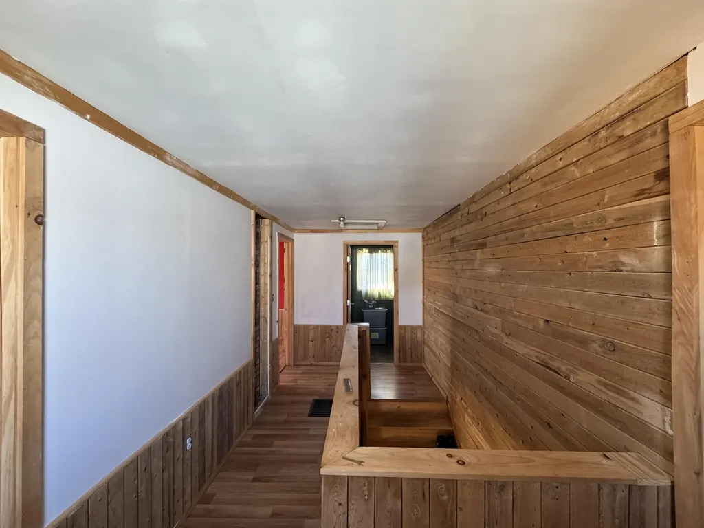 61 Eastland Avenue Millinocket ME 04462