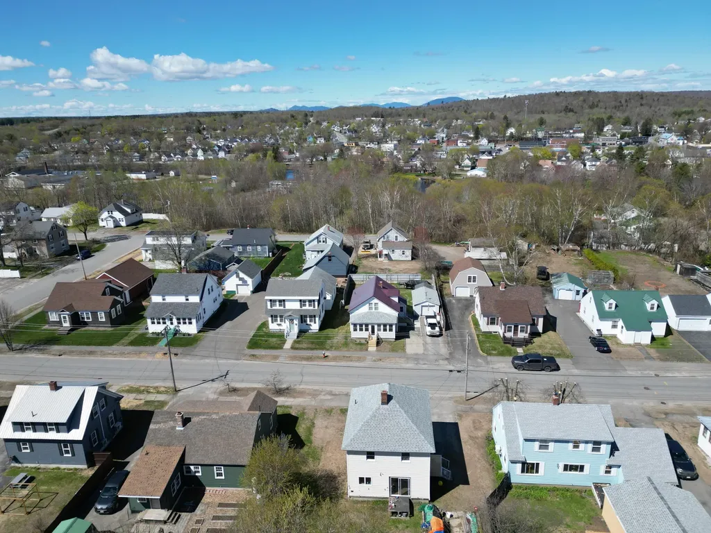 61 Eastland Avenue Millinocket ME 04462