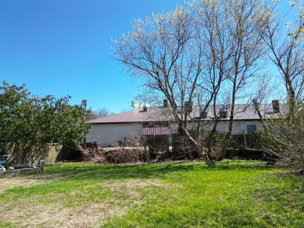 61 Eastland Avenue Millinocket ME 04462