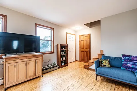 17 Belfield Street Portland ME 04103