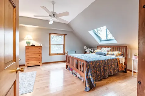 17 Belfield Street Portland ME 04103
