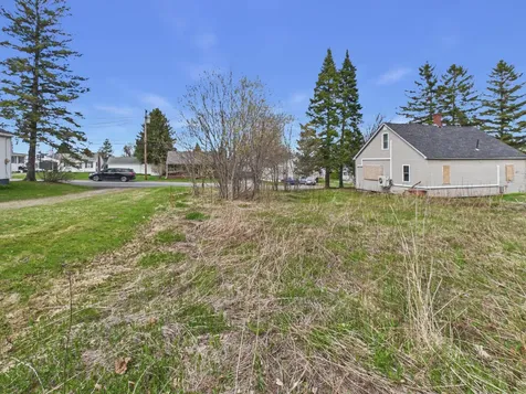 19 Katahdin Avenue Caribou ME 04736