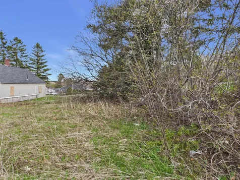 19 Katahdin Avenue Caribou ME 04736