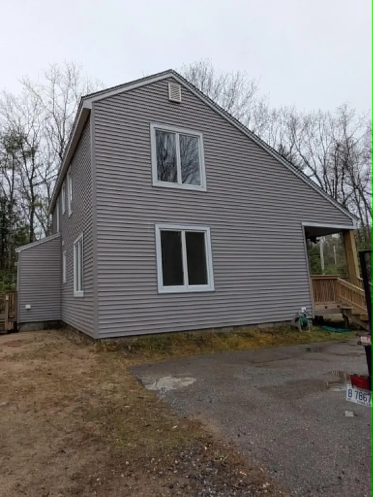 425 N High Street Bridgton ME 04009