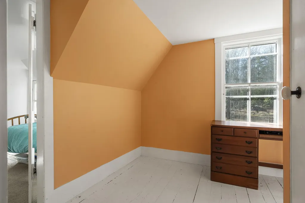113 Lower Round Pond Road Bristol ME 04539
