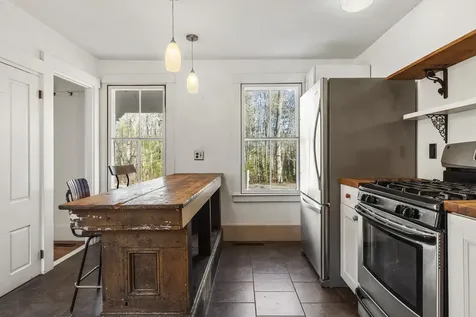 113 Lower Round Pond Road Bristol ME 04539