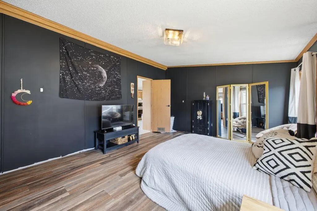 61 Larry Lane Brunswick ME 04011