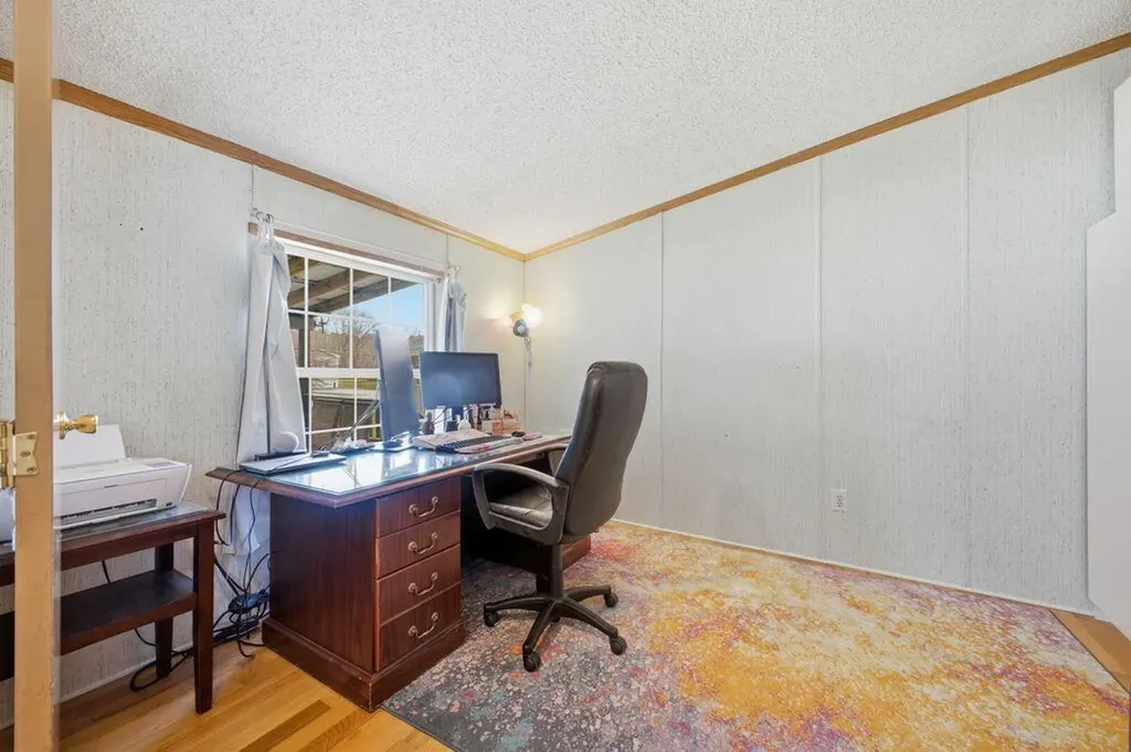 61 Larry Lane Brunswick ME 04011