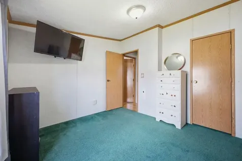 61 Larry Lane Brunswick ME 04011