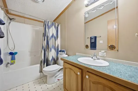 61 Larry Lane Brunswick ME 04011