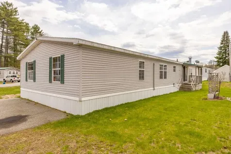 61 Larry Lane Brunswick ME 04011