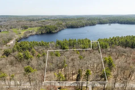 38 Beach Lane Damariscotta ME 04543