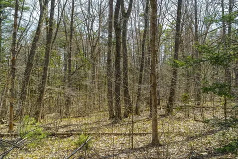 38 Beach Lane Damariscotta ME 04543