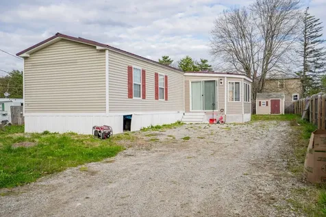 19 Winn Street Lewiston ME 04240