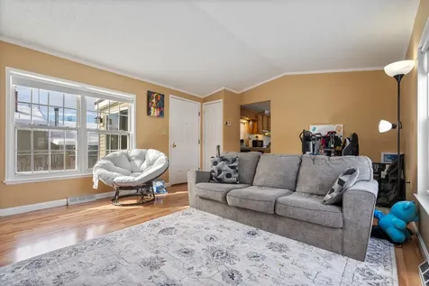 19 Winn Street Lewiston ME 04240