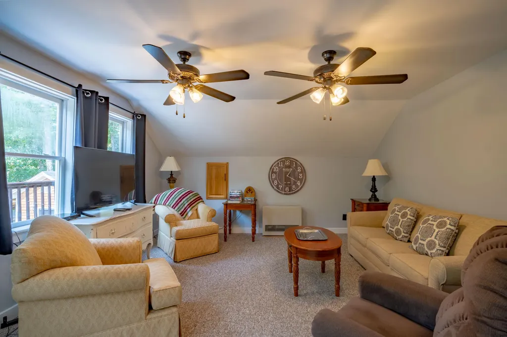 14 Gifford Lane Bucksport ME 04416