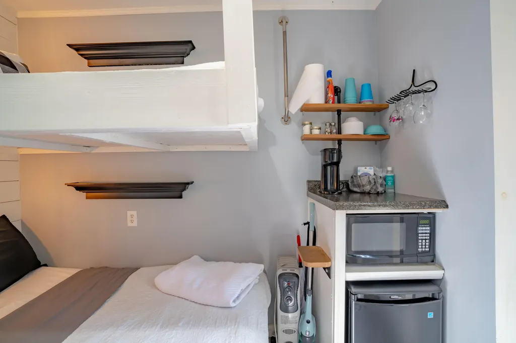 14 Gifford Lane Bucksport ME 04416