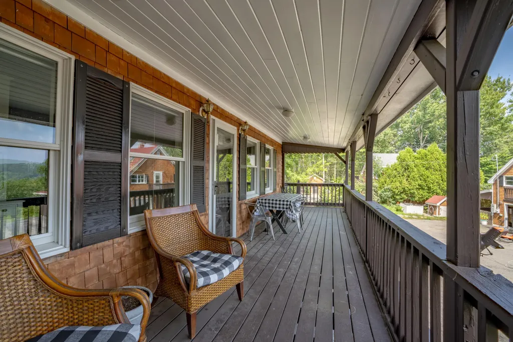 14 Gifford Lane Bucksport ME 04416
