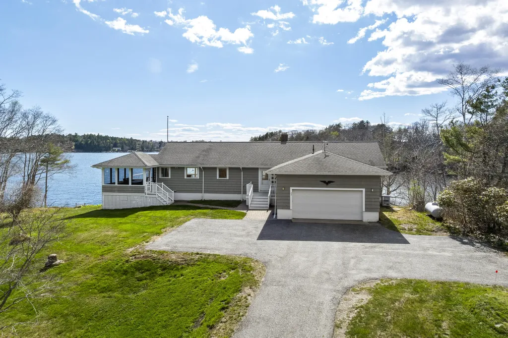 23 Indian Hill Road Boothbay ME 04537