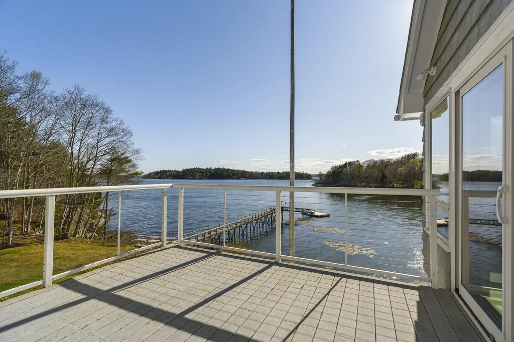 23 Indian Hill Road Boothbay ME 04537