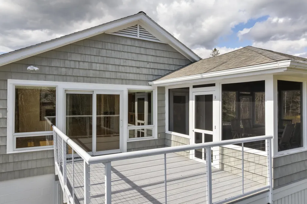 23 Indian Hill Road Boothbay ME 04537