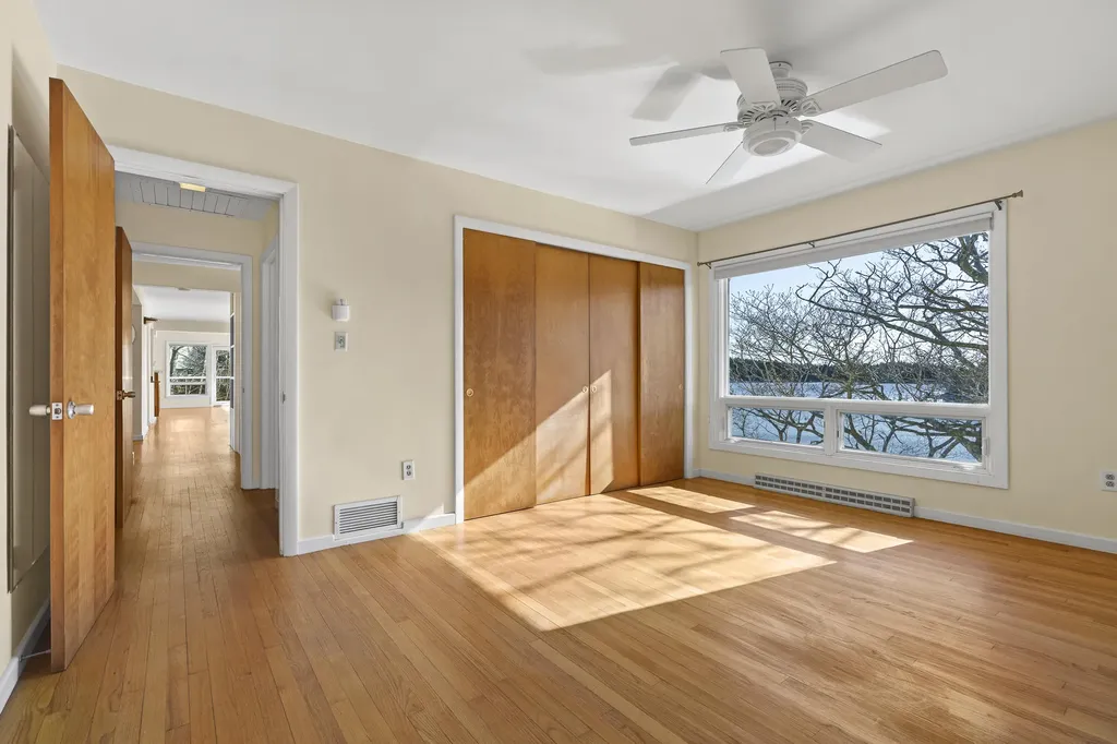 23 Indian Hill Road Boothbay ME 04537