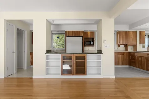 23 Indian Hill Road Boothbay ME 04537