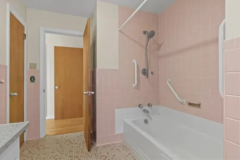 23 Indian Hill Road Boothbay ME 04537