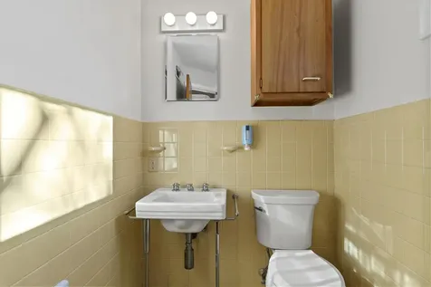 23 Indian Hill Road Boothbay ME 04537
