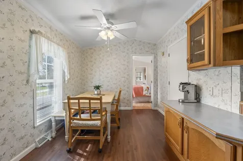 20 Marc Avenue Topsham ME 04086
