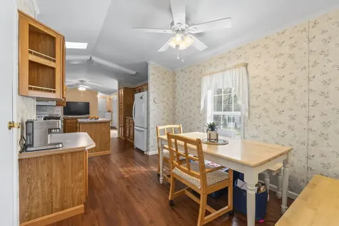 20 Marc Avenue Topsham ME 04086